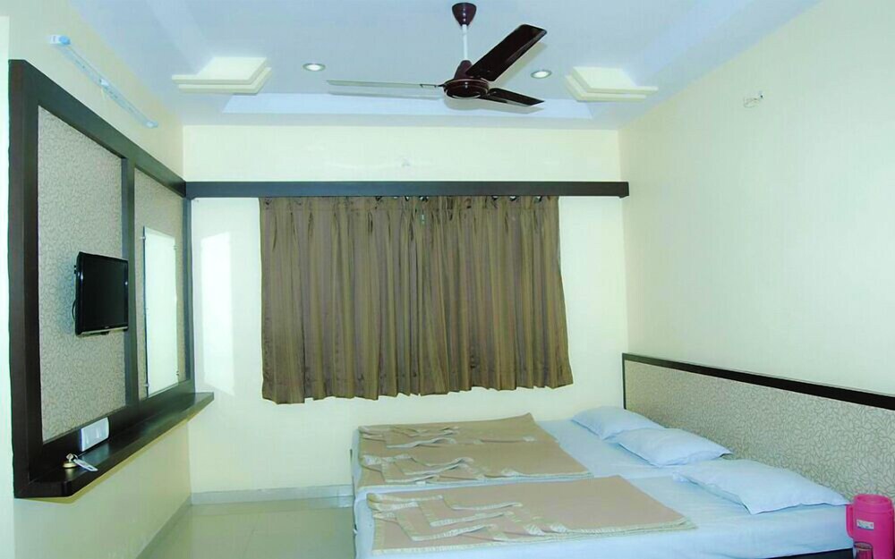 Sai Niwas Guestroom