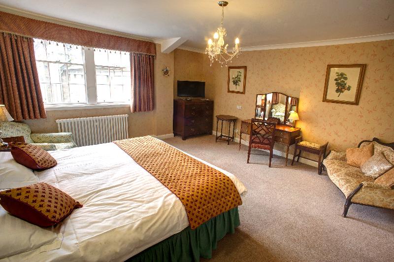 Ednam House Hotel Room