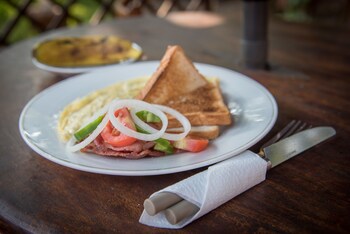 Okavango Lodge Food and Drink