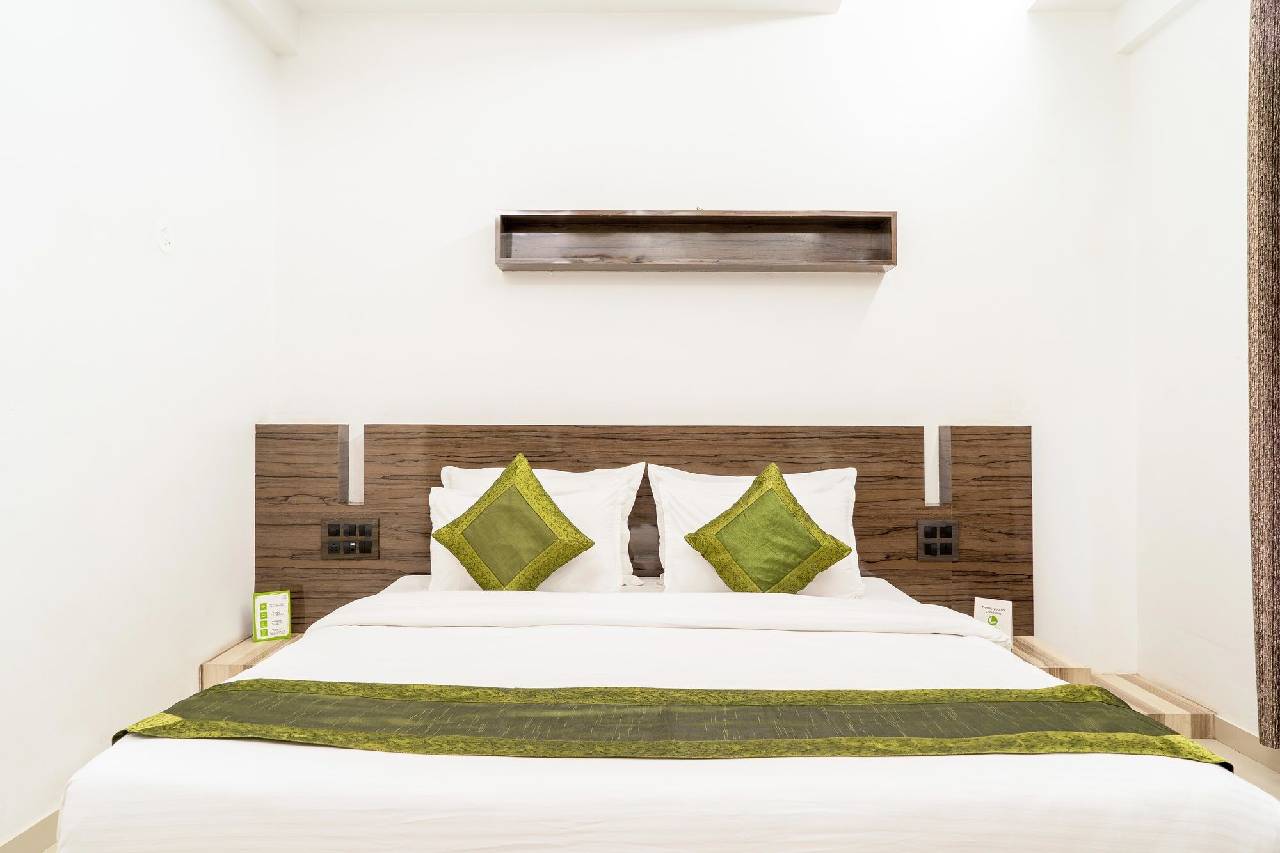Treebo House Khas 