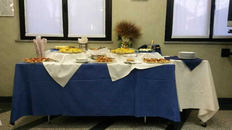 Pacific Hotel Airport Restaurant