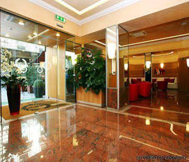 Le Petit Hotel 