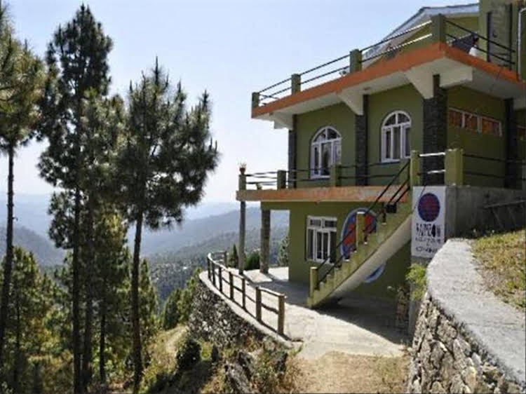Kasar Rainbow Yoga Retreat 