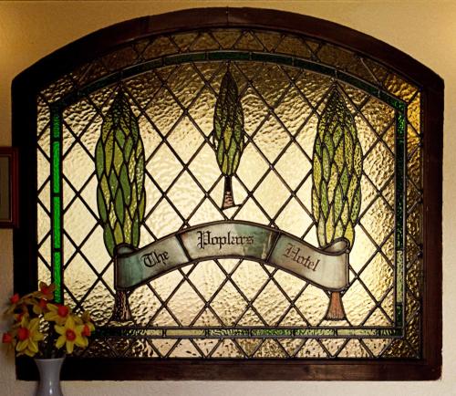 The Poplars Hotel 