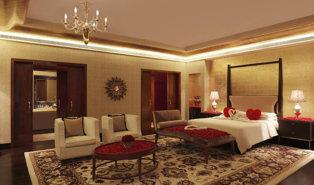 The Leela Ambience Gurgaon Hotel & Residences Presidential Suite