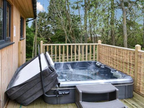 Barn Owl Lodge 