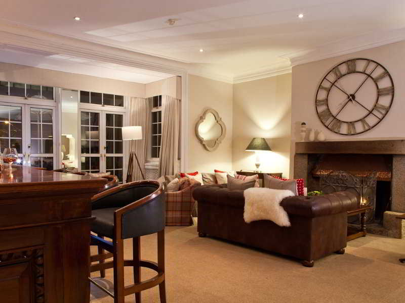 Longueville Manor Bar