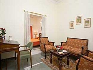 Chirmi Palace Hotel 