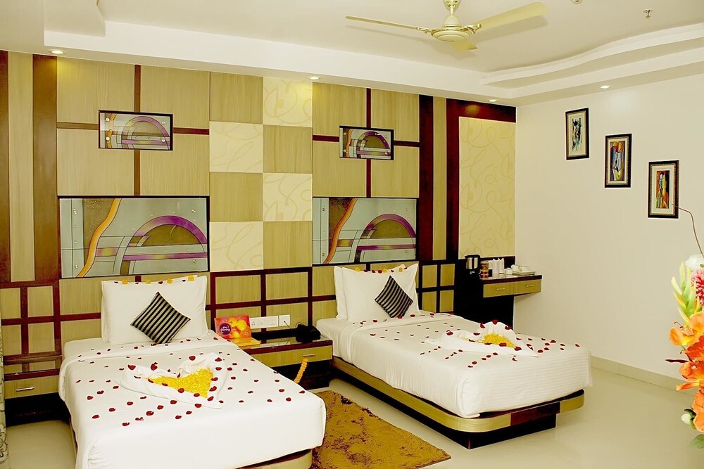 Hotel Simna International Guestroom