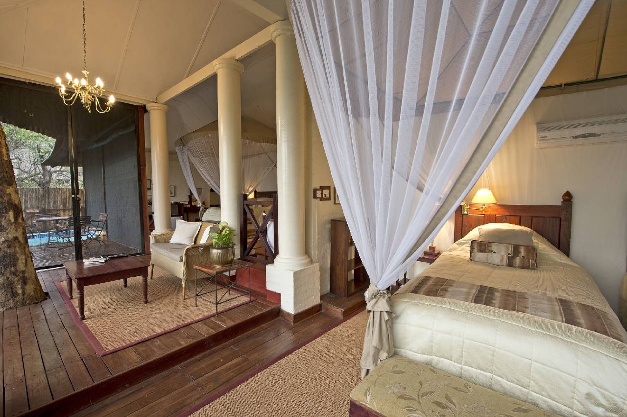 The River Club 
