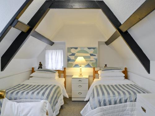 Corner Cottage (كورنر كوتاج) 