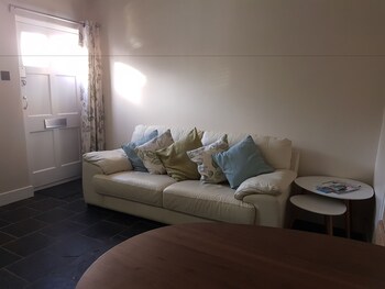 St Michaels Cottage (است میچالس كوتاج) Living Area