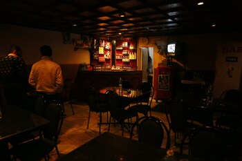 Hotel Blue Bird Hotel Bar