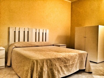 Bb Mirabilia Village Guestroom