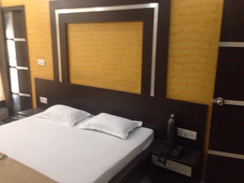Hotel Shivam And Restaurant 