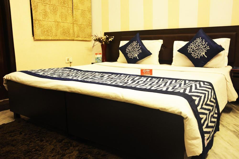 Oyo Rooms Huda Metro Station 