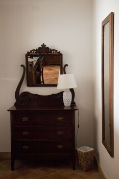 Hotel Ravesi Guestroom