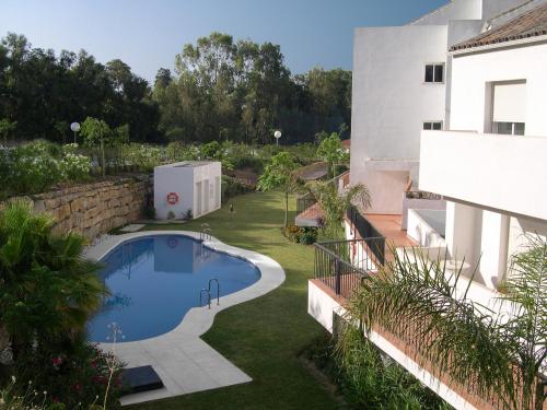 Torrequebrada Golf Gardens Apartment Hotel Description