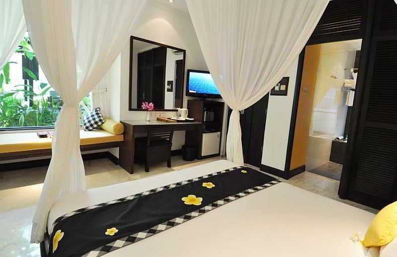 Candi Beach Resort & Spa Room