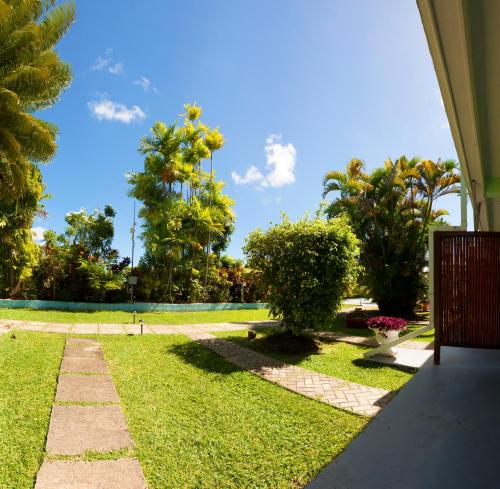 Palm Garden Hotel 