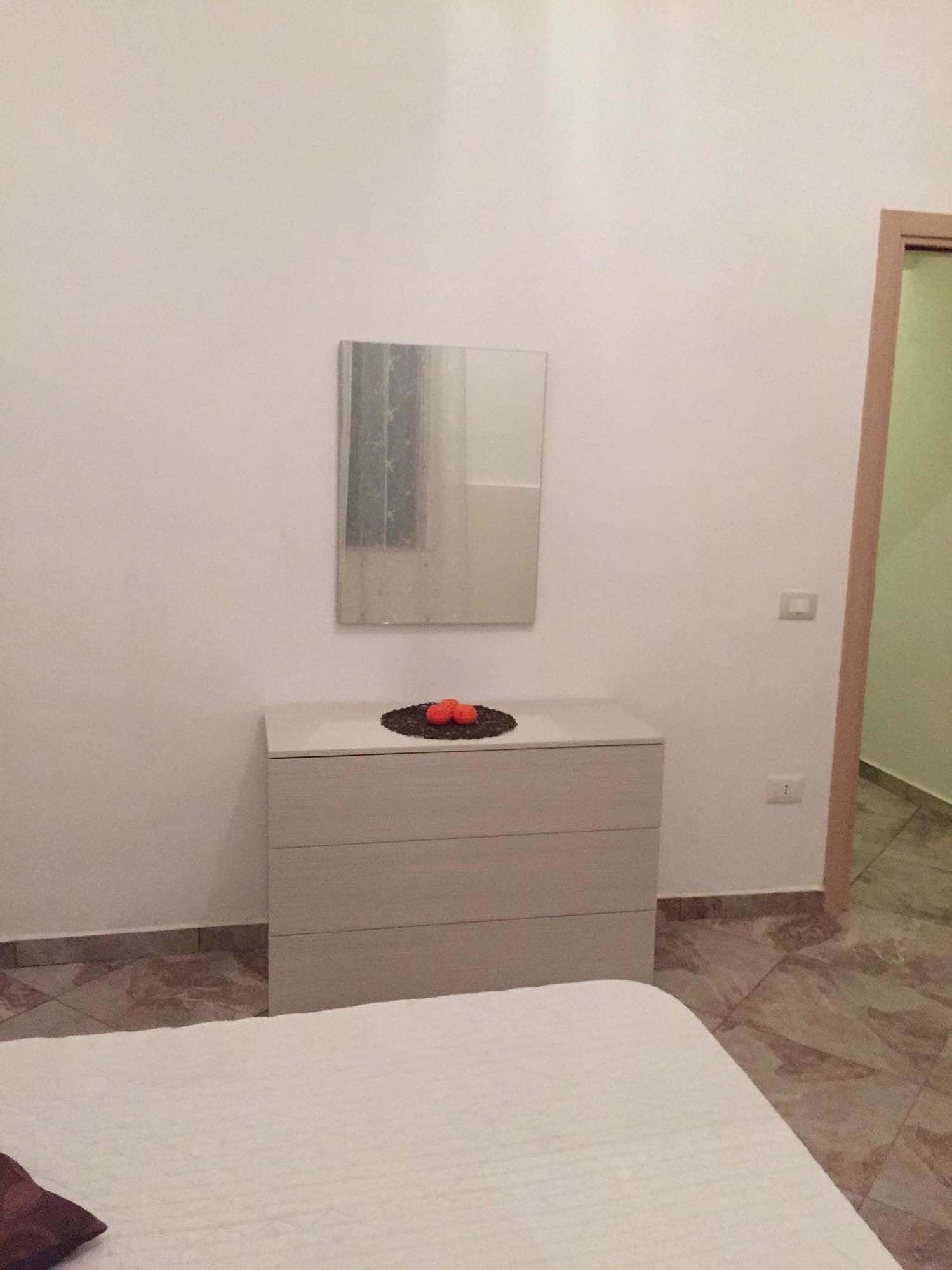 House With In Marsala (هاوس با این مارسالا) 