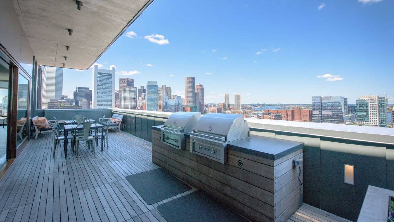 Global Luxury Suites At Seaport 