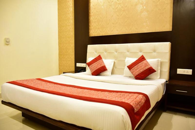 Pacific Inn Eden Royal Hotel Room