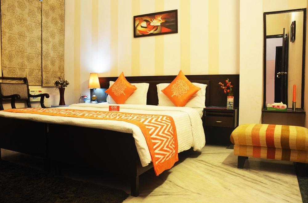 Oyo Rooms Huda Metro Station 