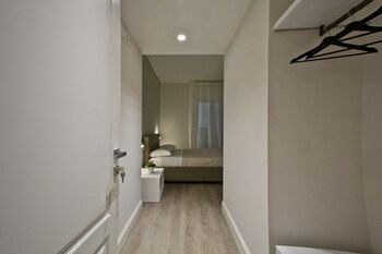 Domus Roma Guestroom
