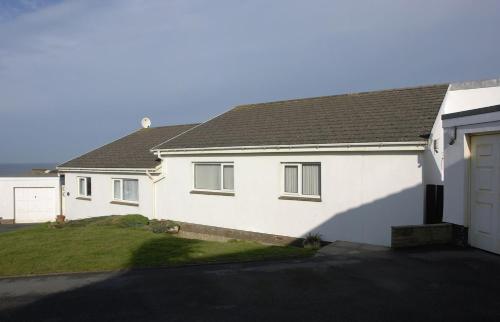 12 Atlantic Close Bude 