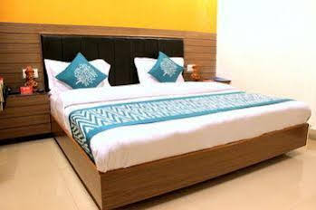 Oyo Rooms Mussoorie Library 