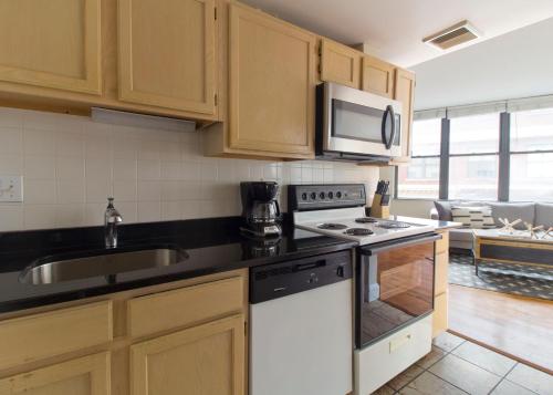 Spacious Financial District Suites By Sonder 