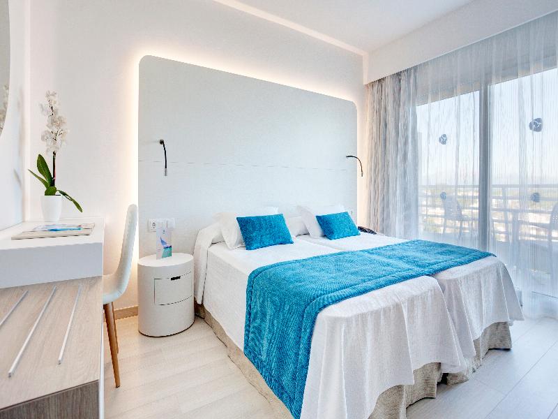 Grupotel Farrutx Room