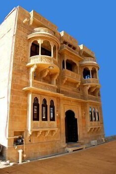 Nirmal Haveli Hotel Exterior