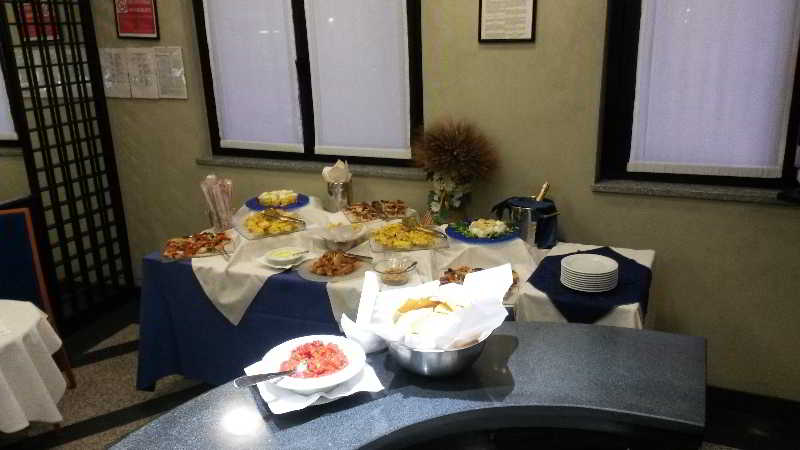 Pacific Hotel Airport Restaurant