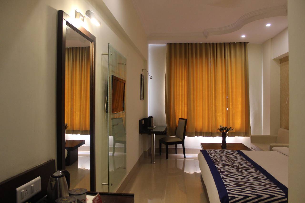 Oyo Premium Ranipur Haridwar 