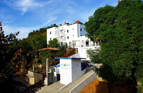 Hop Hostel 