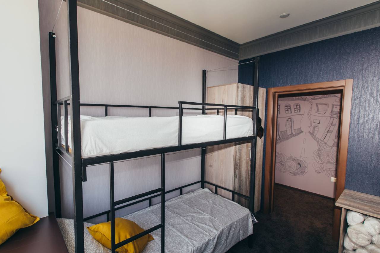 Karlson Hostel 