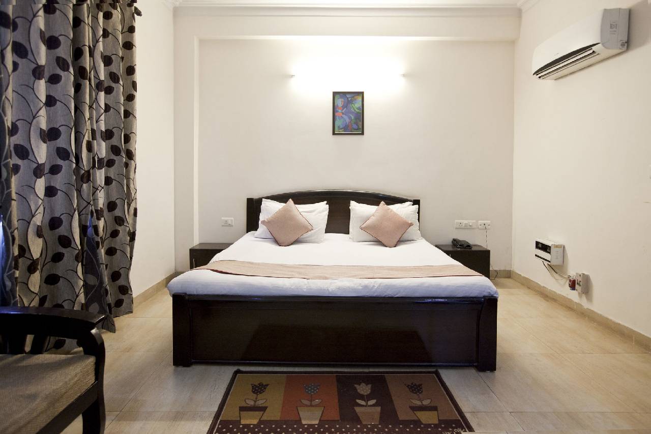 Oyo 441 Hotel Mascot 