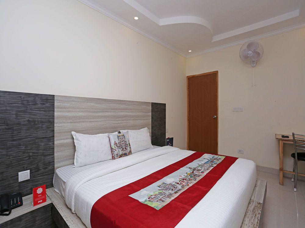 Oyo 10082 Hotel Mountain View 