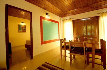 Deshadan Mountain Resort In-Room Dining