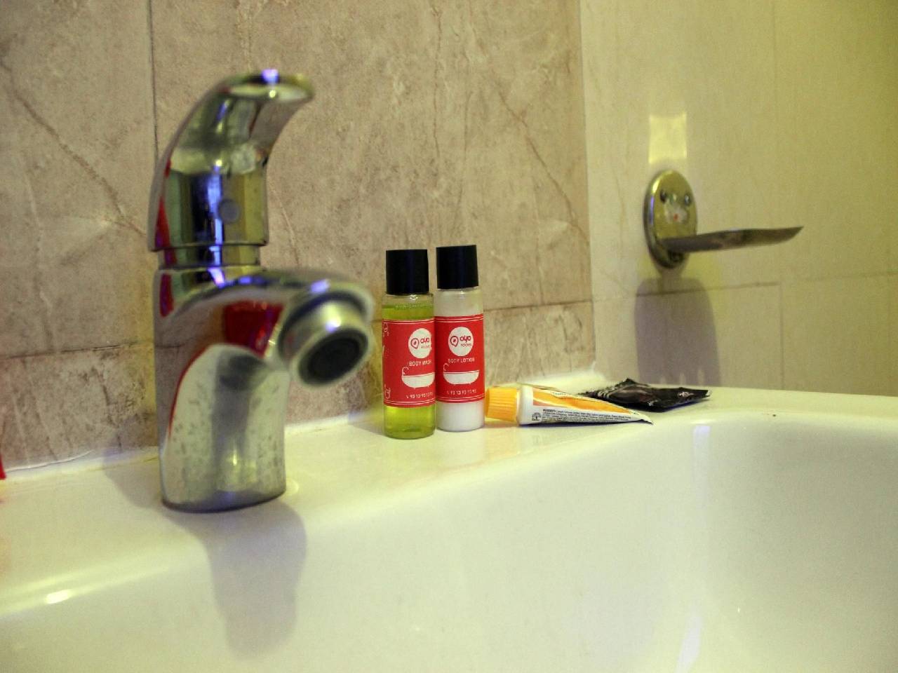 Oyo Rooms Swargashram Rishikesh 