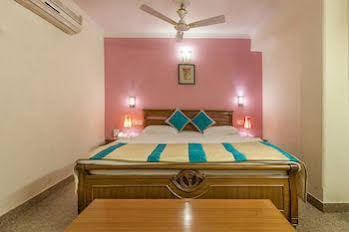 Oyo Rooms Noida City Centre Premium 