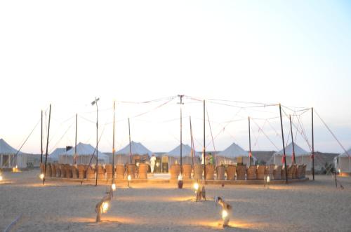 Lamp Desert Camp 