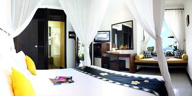 Candi Beach Resort & Spa Room