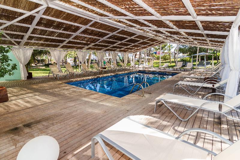 Eix Alzinar Mar Suites Adults Only Pool