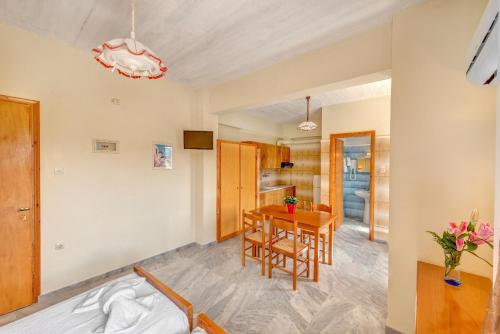 Hotel Smaragdi Apartments 