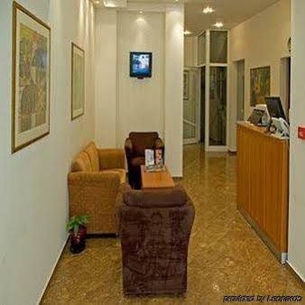 Dunav Apartment House 