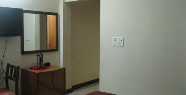 Hotel Mussoorie Club 