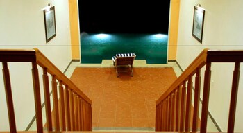 Lemon Tree Vembanad Hotel Interior